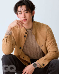 Est Supha deslumbra en la edición de junio de GQ Thailand junto a Vacheron Constantin