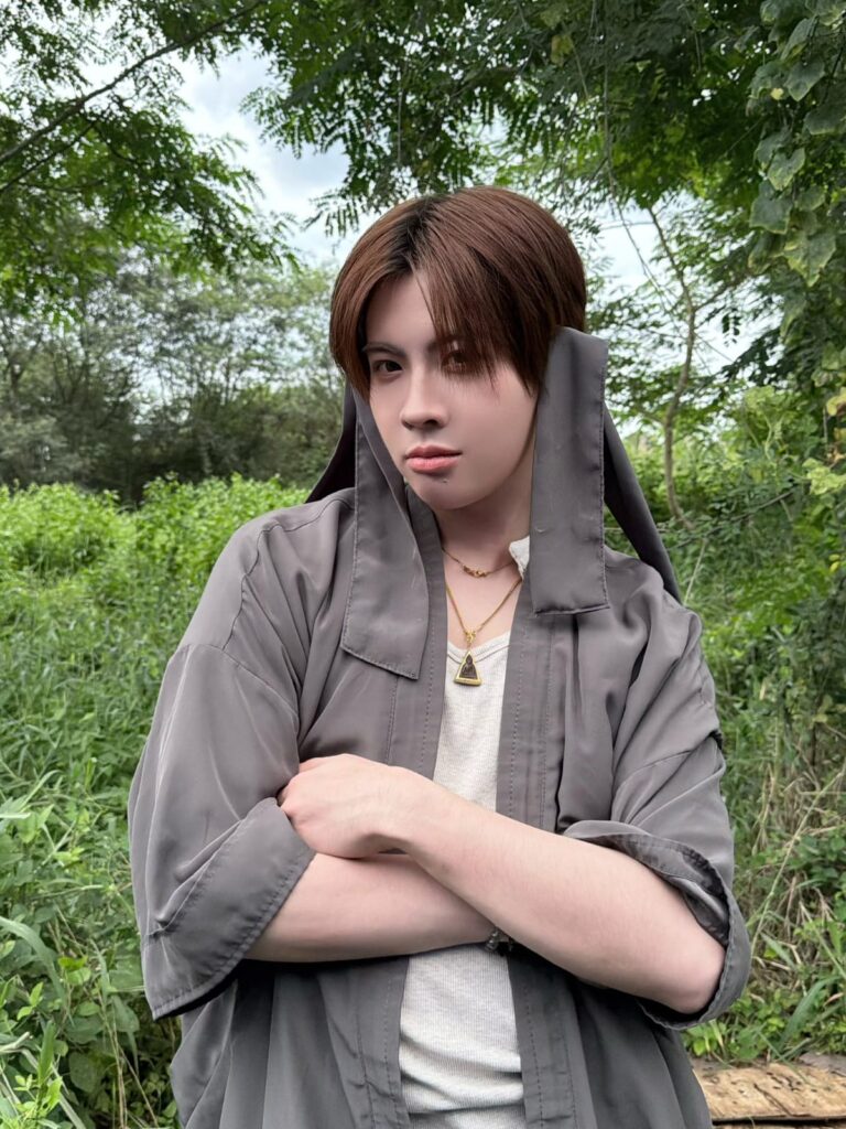 Han sido divulgadas nuevas imágenes del elenco de Khemjira The Series durante las grabaciones del episodio especial