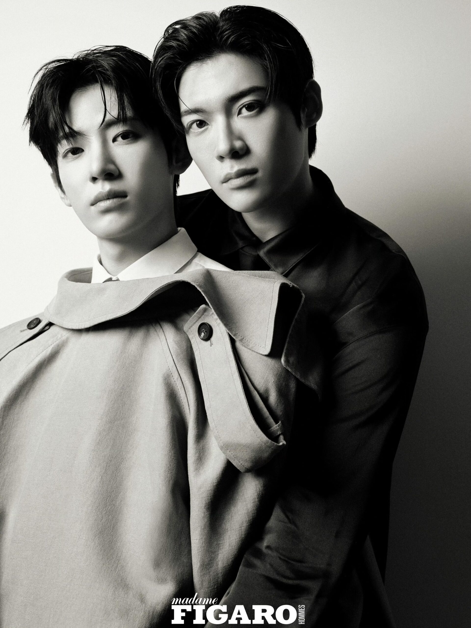 Park Siwoo y Kim Yoosik posan juntos para Madame Figaro
