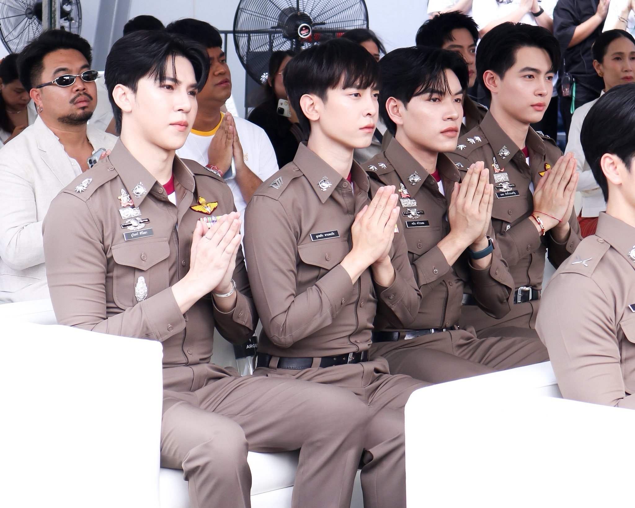 Police in Love: YinWar celebran la ceremonia de bendición del nuevo BL