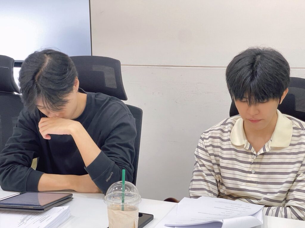 Roommate Chaos inicia la lectura de guion: el nuevo BL de GMMTV 2026 con MarkOhm, SurfJava y SaveFranc genera expectativaRoommate Chaos inicia la lectura de guion: el nuevo BL de GMMTV 2026 con MarkOhm, SurfJava y SaveFranc genera expectativaRoommate Chaos inicia la lectura de guion: el nuevo BL de GMMTV 2026 con MarkOhm, SurfJava y SaveFranc genera expectativaRoommate Chaos inicia la lectura de guion: el nuevo BL de GMMTV 2026 con MarkOhm, SurfJava y SaveFranc genera expectativaRoommate Chaos inicia la lectura de guion: el nuevo BL de GMMTV 2026 con MarkOhm, SurfJava y SaveFranc genera expectativaRoommate Chaos inicia la lectura de guion: el nuevo BL de GMMTV 2026 con MarkOhm, SurfJava y SaveFranc genera expectativaRoommate Chaos inicia la lectura de guion: el nuevo BL de GMMTV 2026 con MarkOhm, SurfJava y SaveFranc genera expectativaRoommate Chaos inicia la lectura de guion: el nuevo BL de GMMTV 2026 con MarkOhm, SurfJava y SaveFranc genera expectativaRoommate Chaos inicia la lectura de guion: el nuevo BL de GMMTV 2026 con MarkOhm, SurfJava y SaveFranc genera expectativaRoommate Chaos inicia la lectura de guion: el nuevo BL de GMMTV 2026 con MarkOhm, SurfJava y SaveFranc genera expectativa